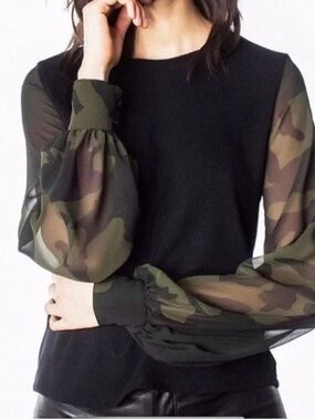 Generation Love Noelle Camo Black Knit Top Size Large